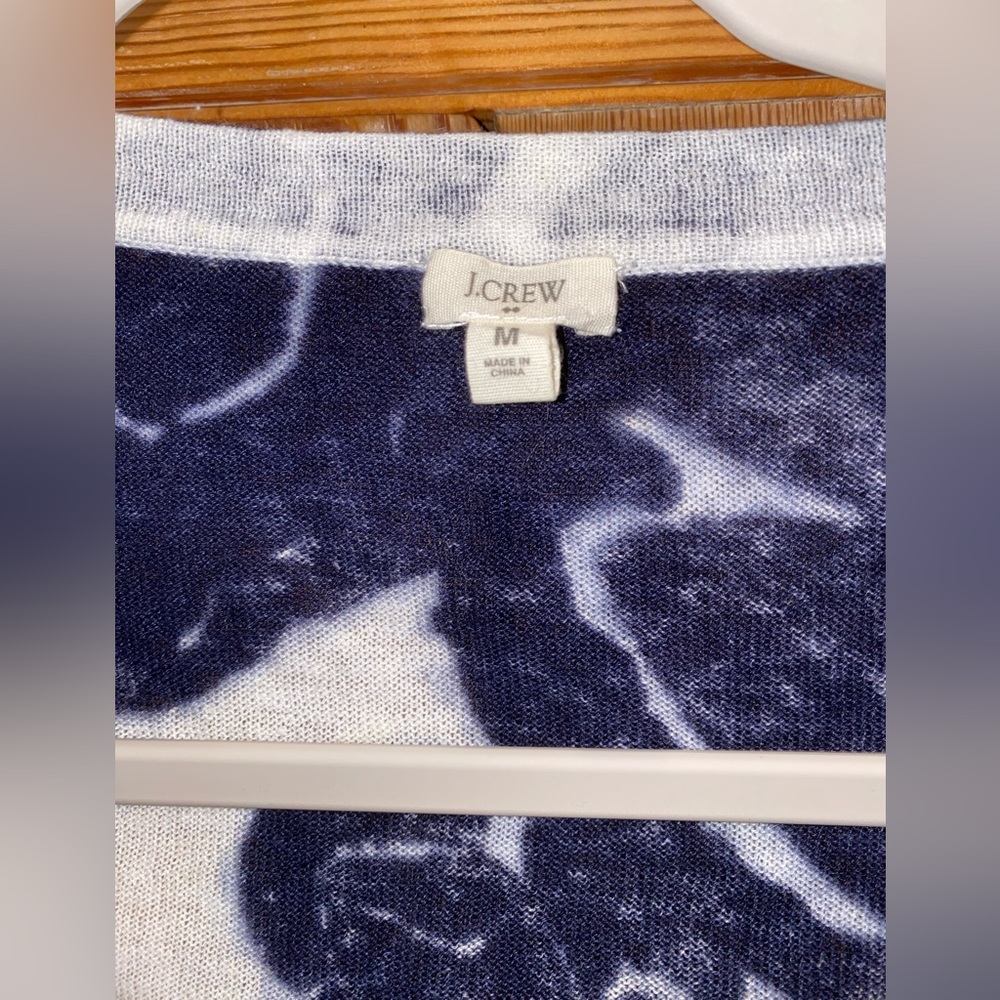 ** SOLD ** J.Crew Navy flower cardigan, size M - Picture 3 of 6